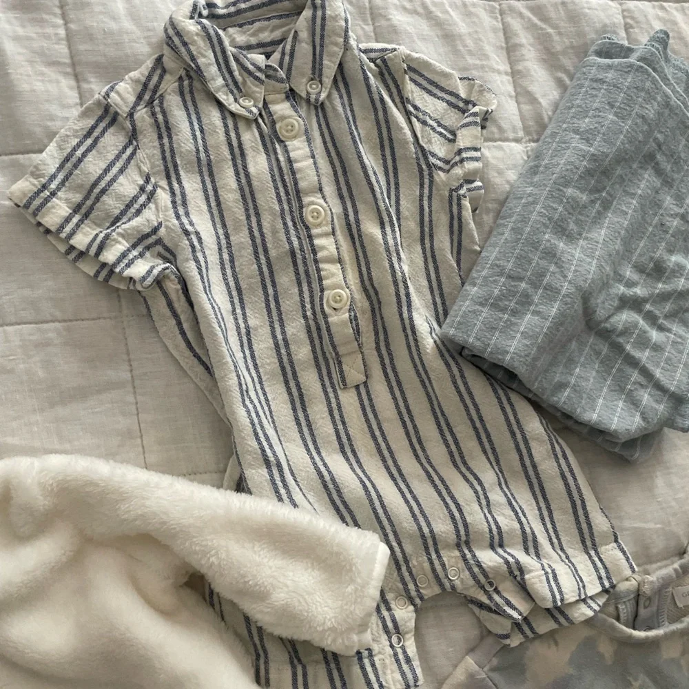 LOT of NB & 0-3 Month Baby Clothing Bundle Carter’s, Gap, Nordstrom, GUC